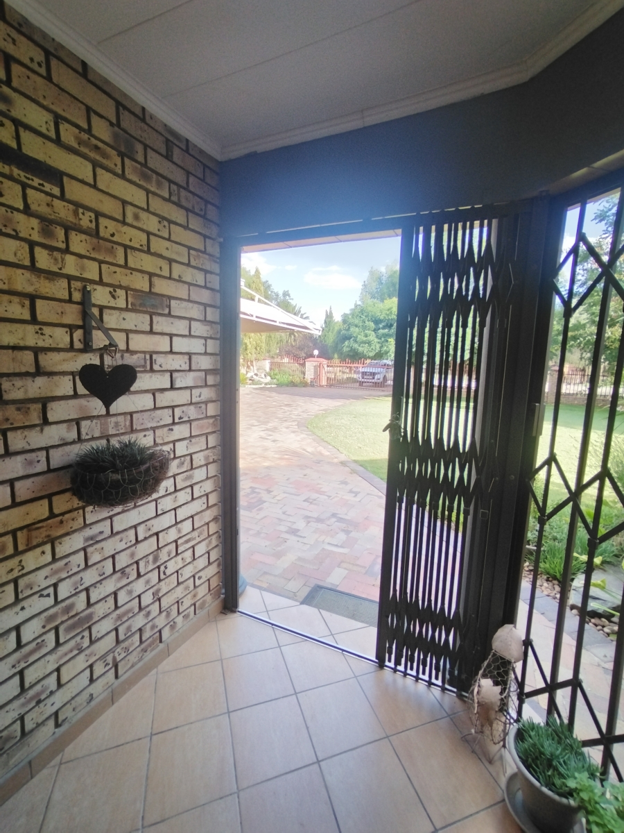 4 Bedroom Property for Sale in Christiana North West